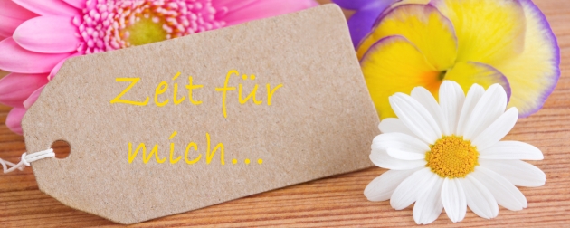 Blumen und Label © Pixelot - stock.adobe.com Zeit fuer mich