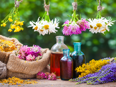 Heilrezepturen aus Naturstoffen